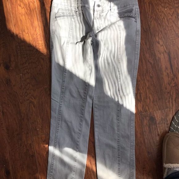 Juniors black and white grey color jeans size 4r - Picture 1 of 6
